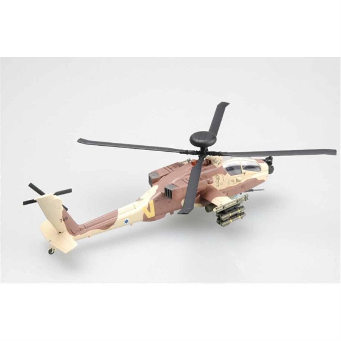 Easy Hobby 37032 1/72 Ölçek, AH-64D, Israeli Air Force No966 Askeri Helikopter, Sergilemeye Hazır Plastik Model