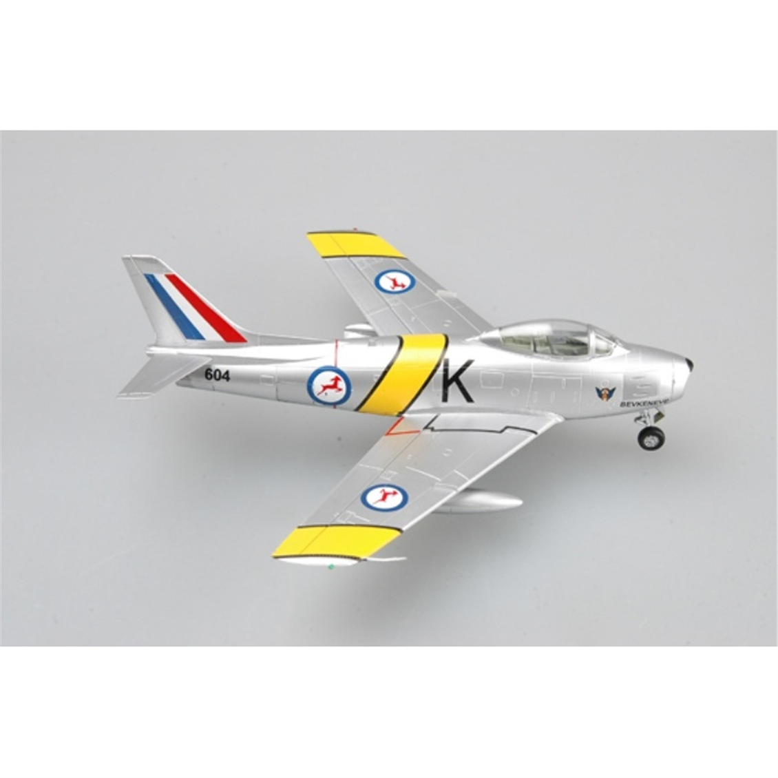 Easy Hobby 37100 1/72 Ölçek, F-86F-30 South African Air Force No.2 Squadron, Korean War Savaş Uçağı, Sergilemeye Hazır Plastik