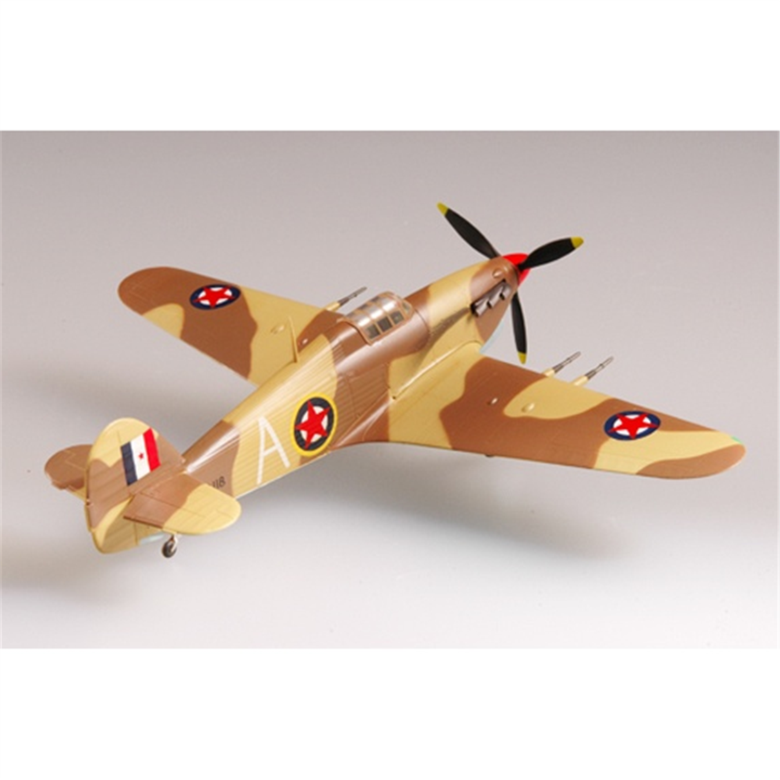 Easy Hobby 37268 1/72 Ölçek, Hurricane MKII 1944 Yugoslavia Savaş Uçağı, Sergilemeye Hazır Plastik Model