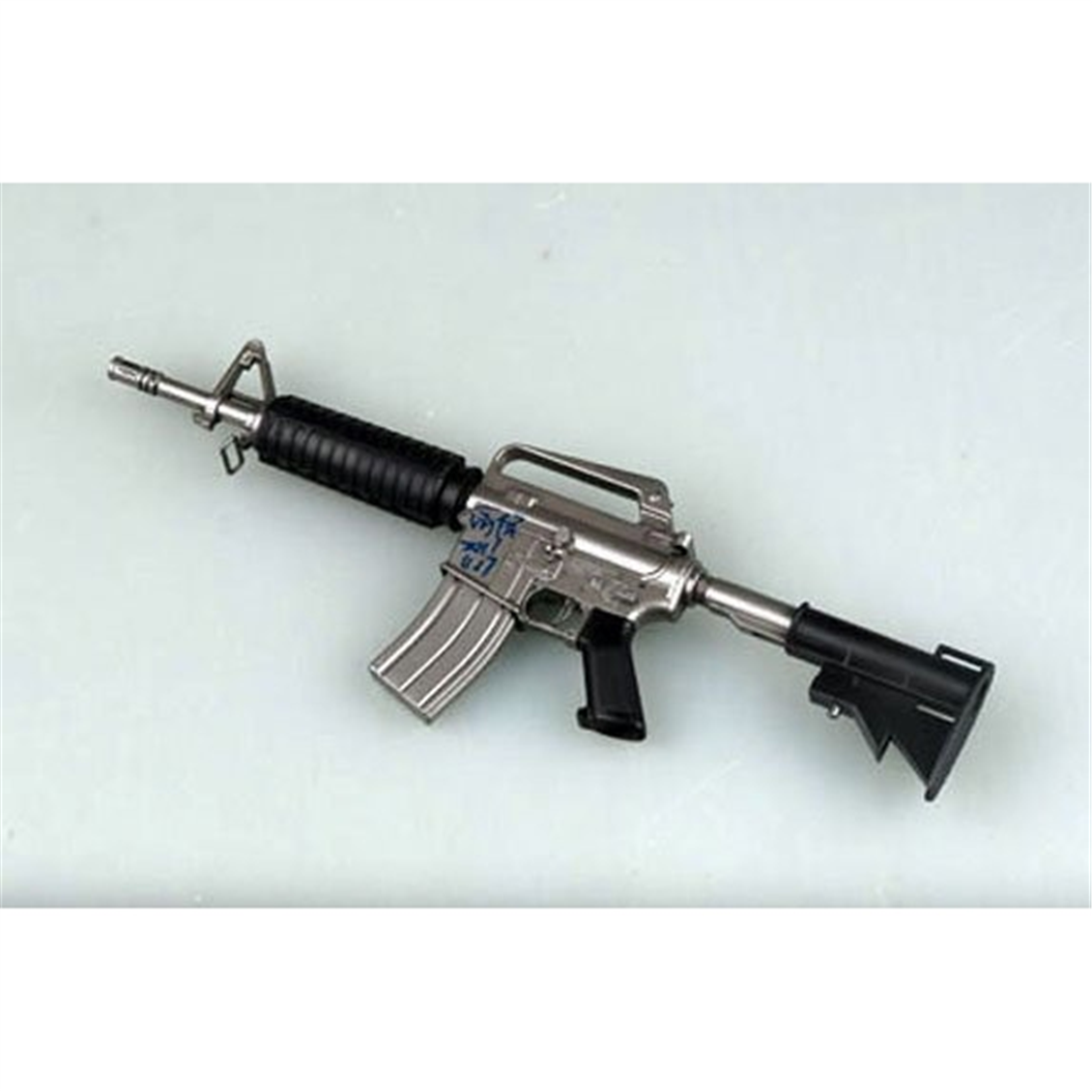Easy Hobby 39107 1/3 Ölçek,  M733 Silahı, Sergilemeye Hazır Plastik Model