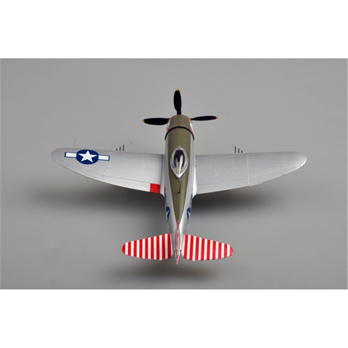 Easy Hobby 39310 1/72 Ölçek, P-47D 527FS,86FG Savaş Uçağı, Sergilemeye Hazır Plastik Model