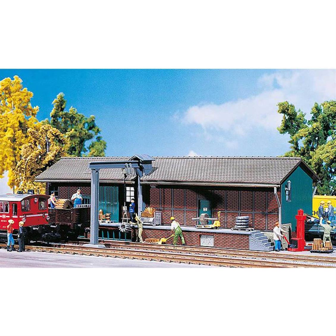 Faller 120152 1/87 Mağaza Deposu Demonte Plastik Maketi