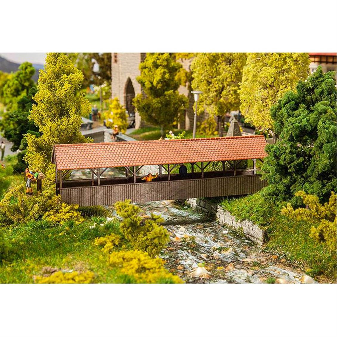 Faller 120209 1/87 Çatılı Yaya Köprüsü Demonte Plastik Maketi