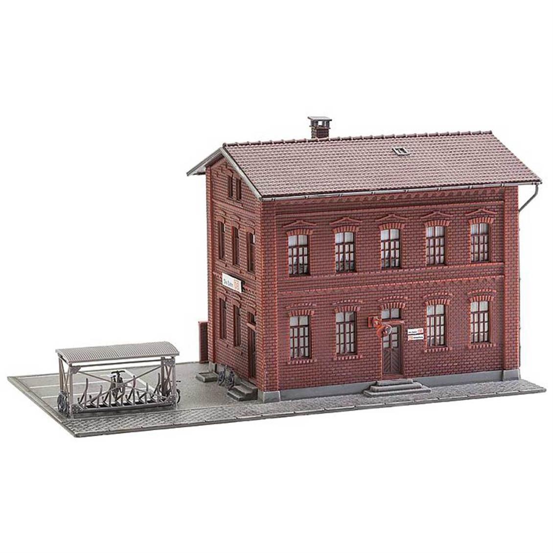 Faller 120235 1/87 DB Yönetim Binası Demonte Plastik Maketi