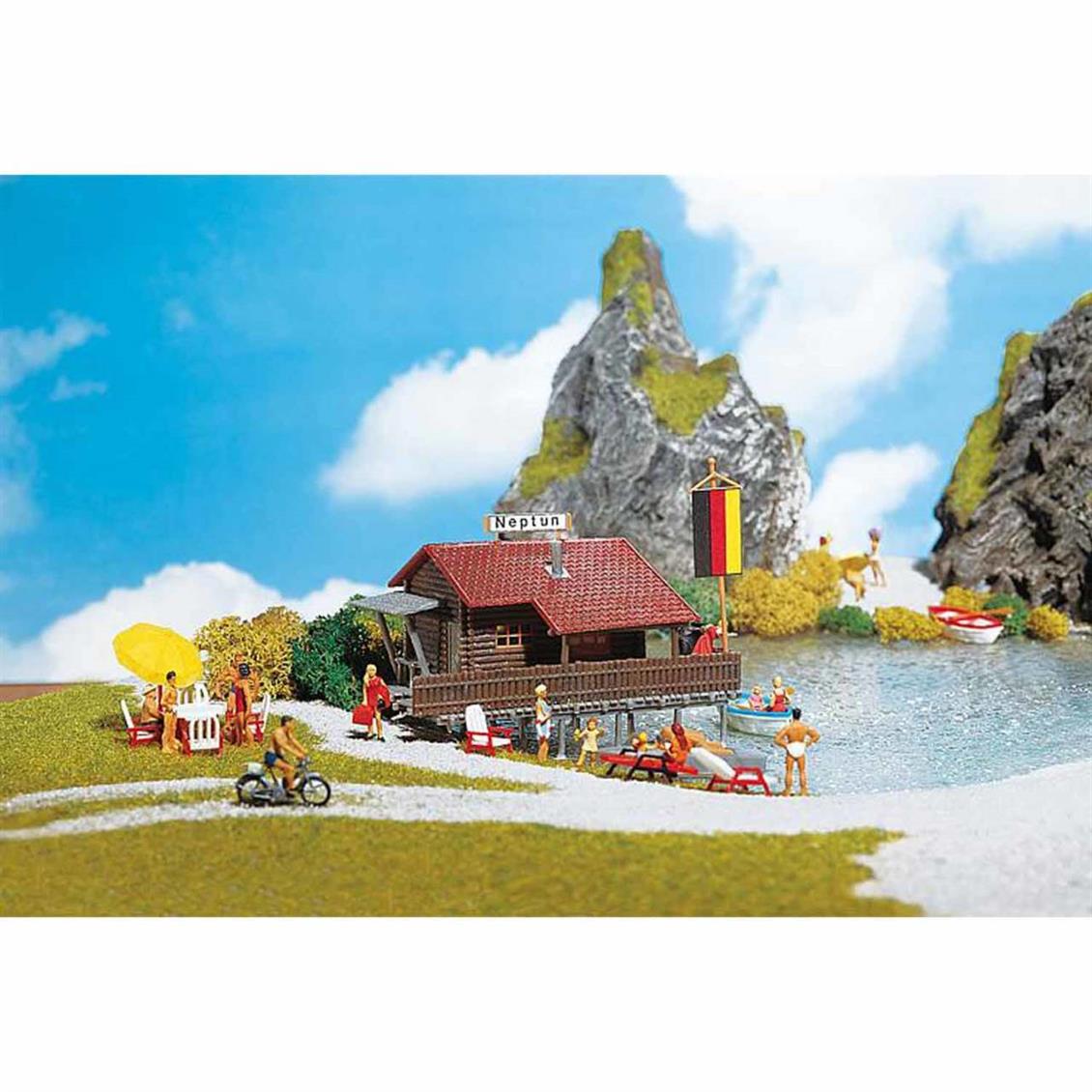 Faller 130284 1/87 Kayıkhane Demonte Plastik Maketi