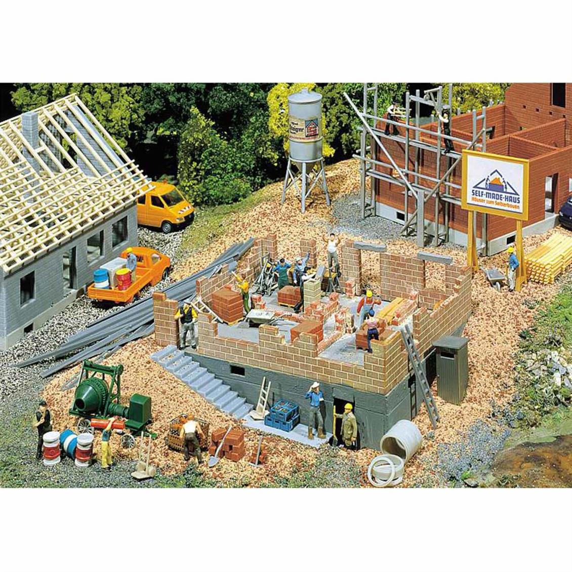 Faller 130307 1/87 İnşaat Halinde Ev Demonte Plastik Maketi