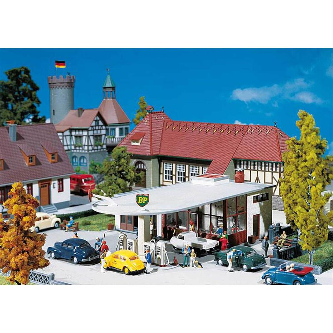 Faller 130347 1/87 Küçük Benzinlik Demonte Plastik Maketi