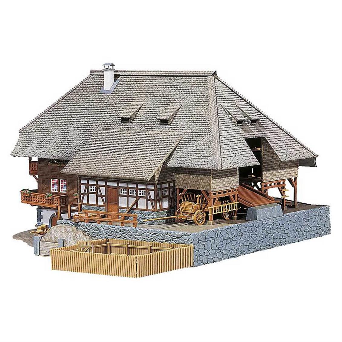 Faller 130366 1/87 Kara Orman Çiflik Evi Demonte Plastik Maketi