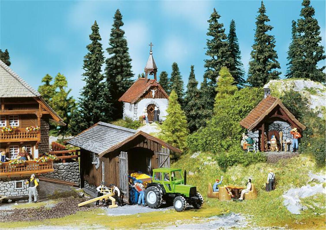 Faller 130379 1/87 Fırın,Şapel ve Eşya Kulübesi Demonte Plastik Maketi