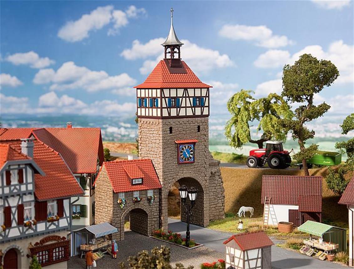 Faller 130406 1/87 Kapılı,Eski Şehir Girişi Demonte Plastik Maketi