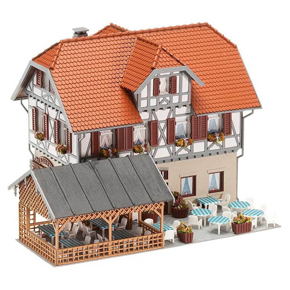 Faller 130438 1/87 Sonne Oteli, Kamelyalı Demonte Plastik Maketi