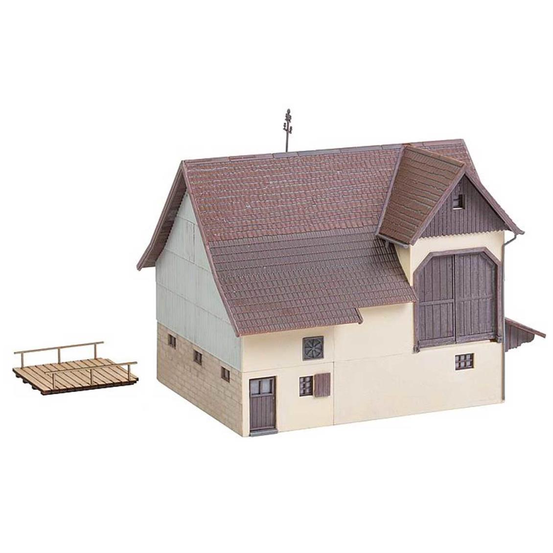 Faller 130557 1/87 İki Katlı Ahır Demonte Plastik Maketi