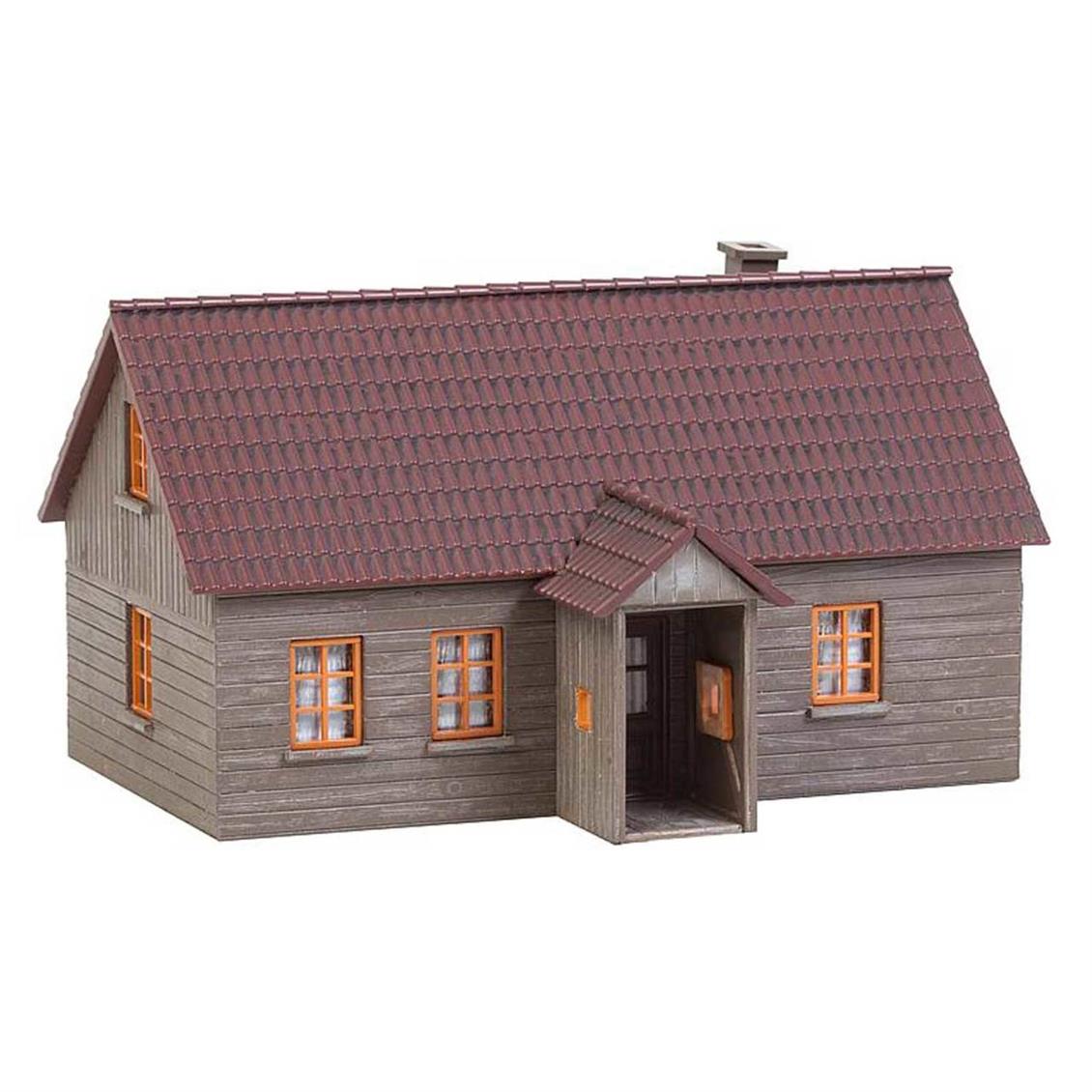 Faller 130601 1/87 Kır Evi Demonte Plastik Maketi