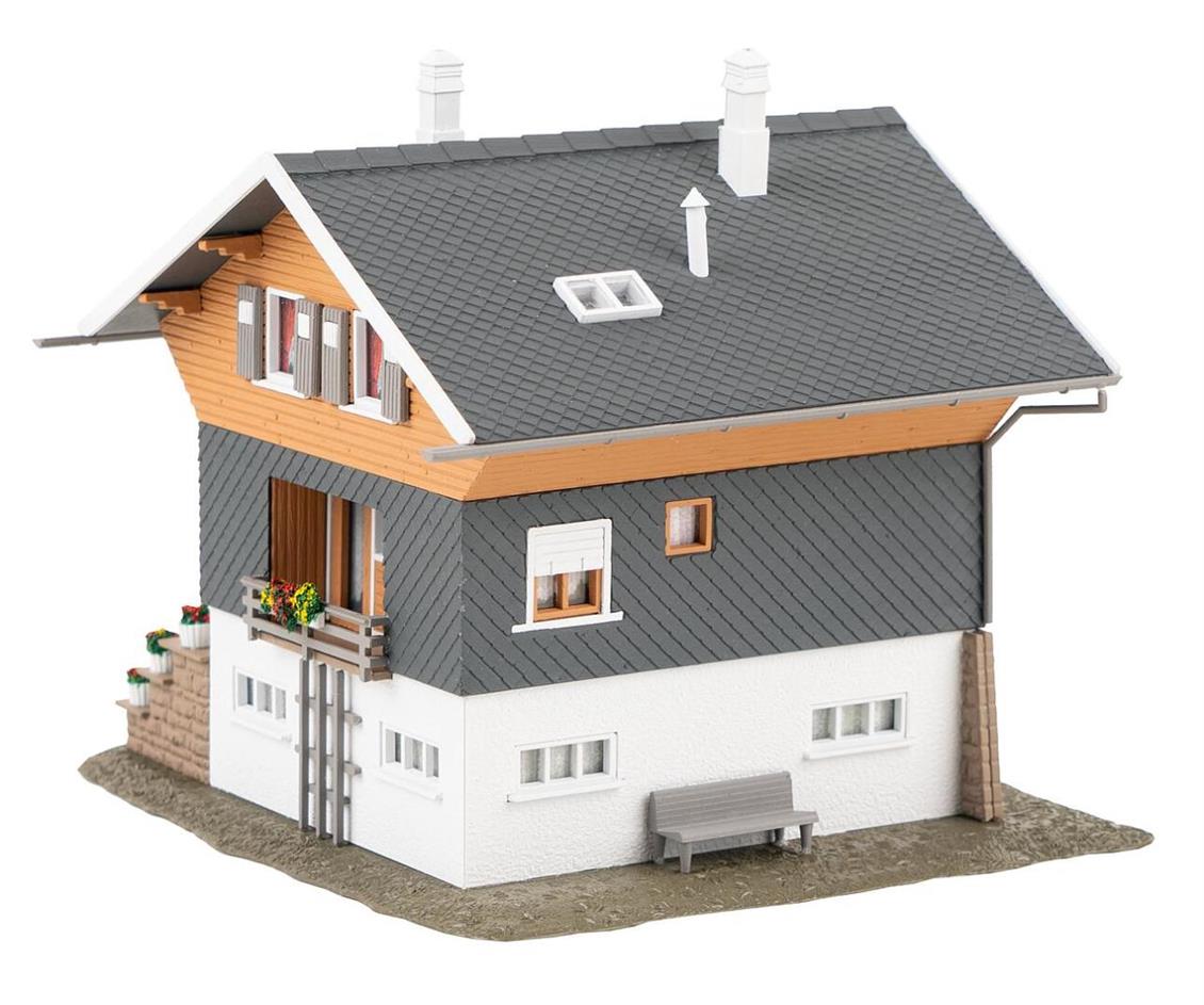 Faller 130676 1/87 Dağ Evi Demonte Plastik Maketi