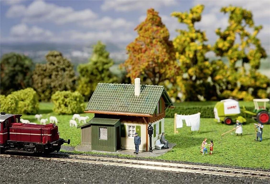 Faller 131502 1/87 Bekçi Evi Demonte Plastik Maketi