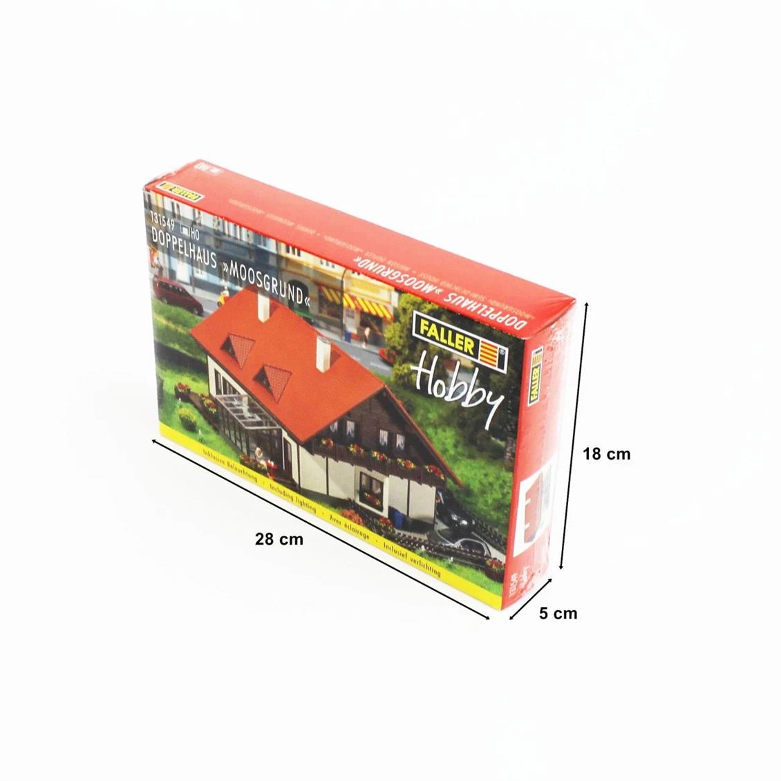 Faller 131549 1/87 Teraslı İki Daireli Müstakil Ev Demonte Plastik Maketi