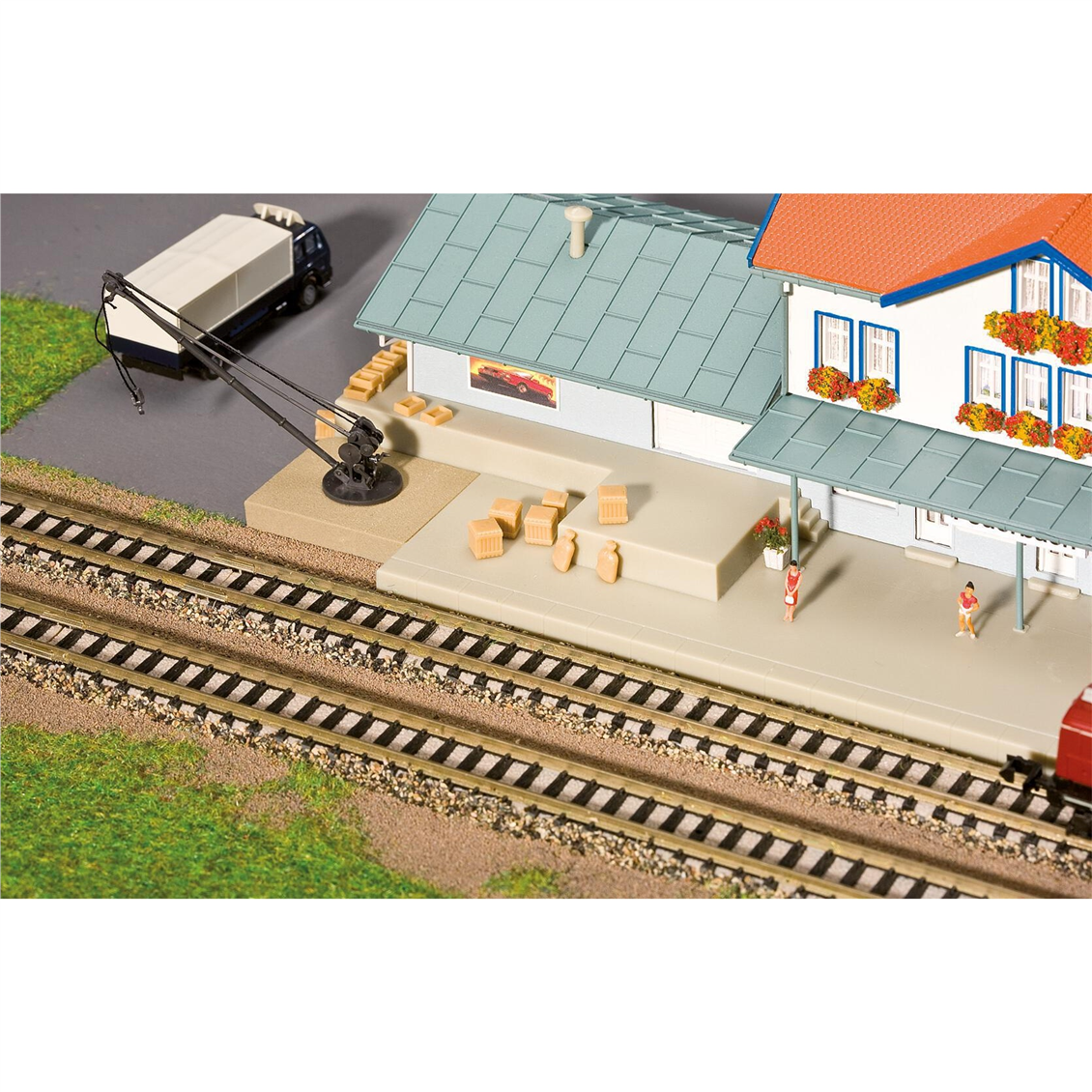 Faller 212110 1/160 Ölçek, Feuerbach İstasyonu, Plastik Model Kiti