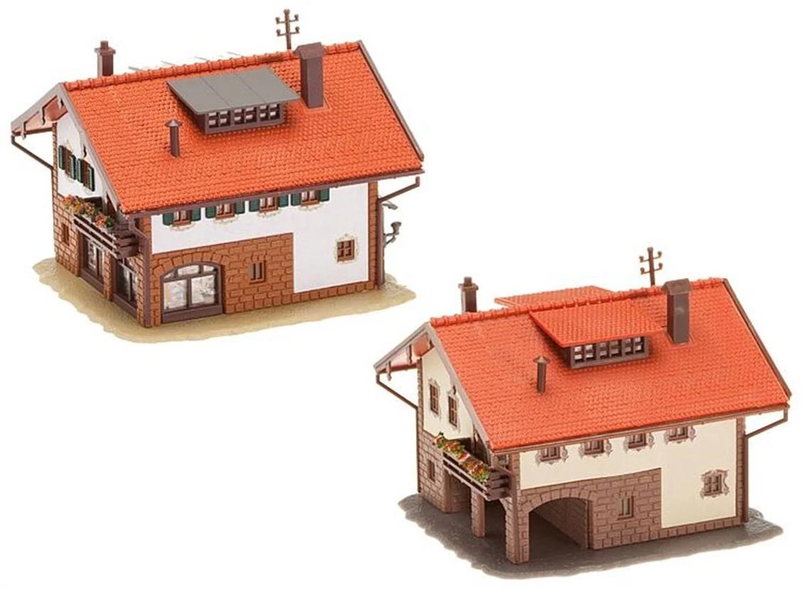 Faller 232245 1/160 Eczane ve Bakkal Demonte Plastik Maketi