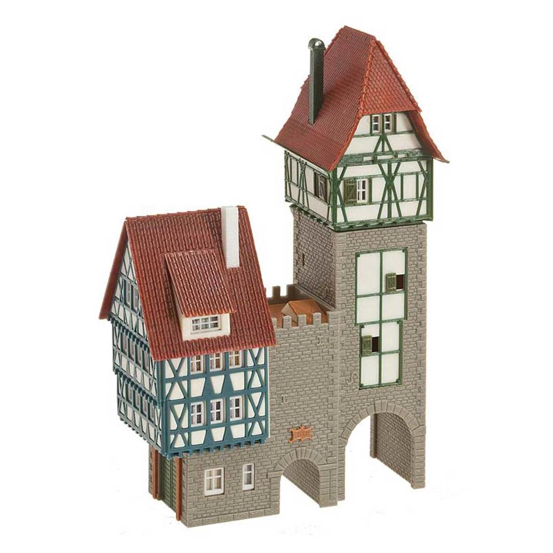 Faller 232284 1/160 Eski Şehir Girişi Demonte Plastik Maketi