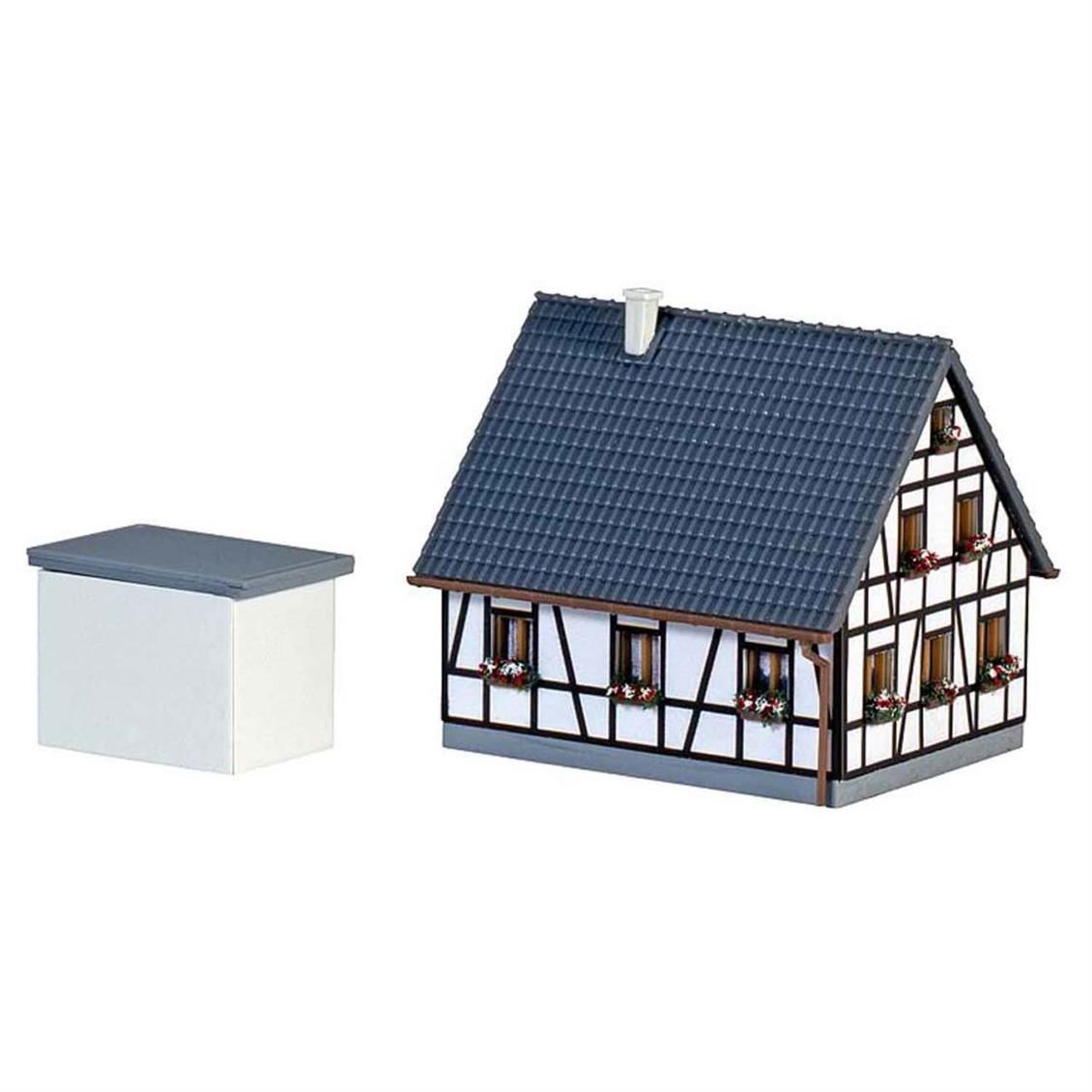 Faller 282760 1/220 Yarı Ahşap Ev Demonte Plastik Maketi