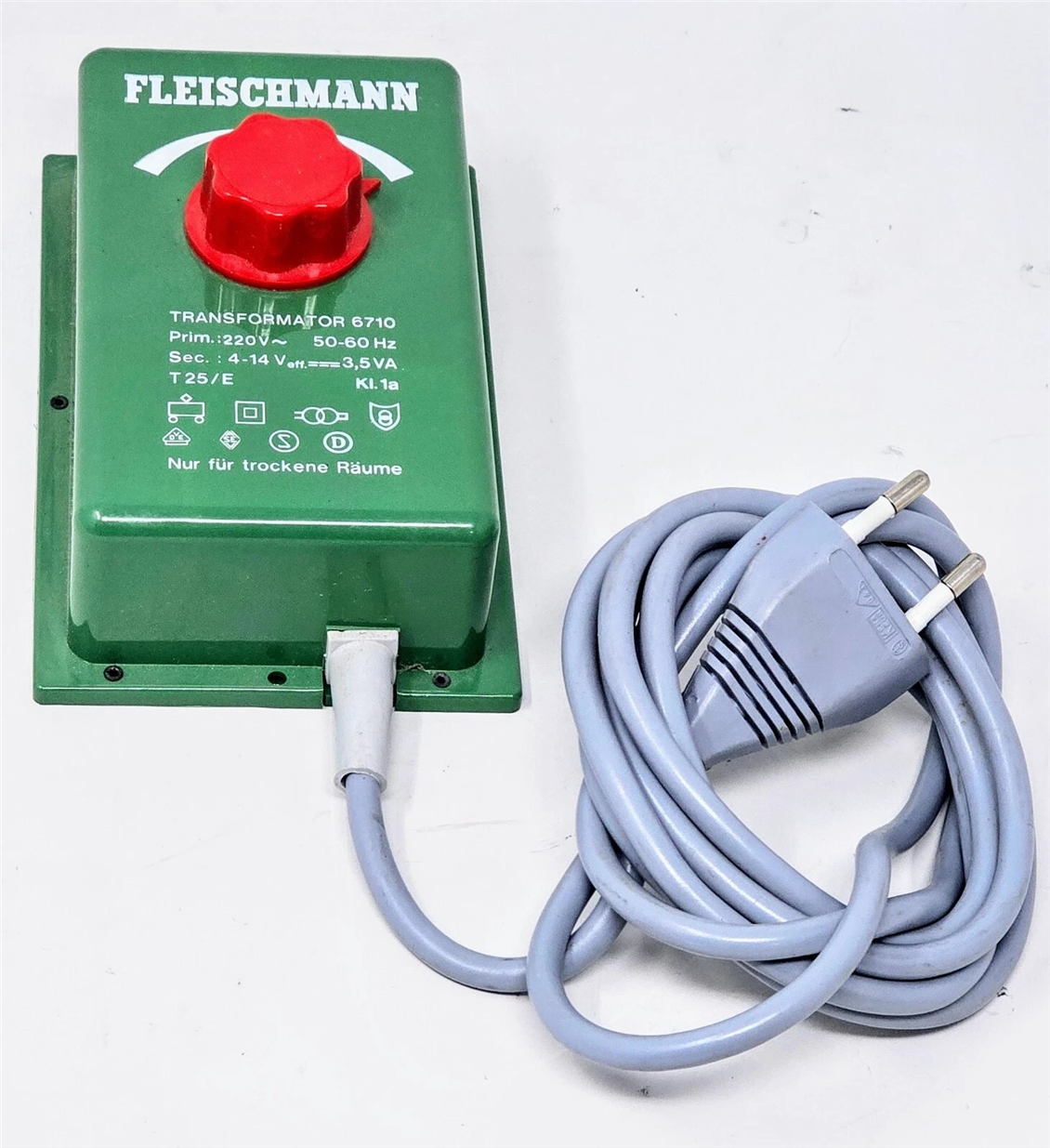 FLEISCHMANN CONTROL UNIT AND 220/14 V TRANSFORMER