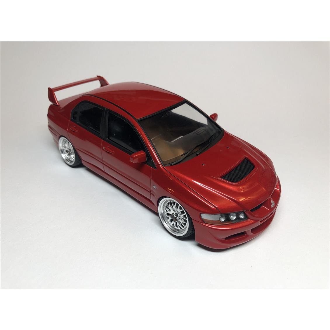 Fujimi ID-180 03924 1/24 Ölçek, Mitsubishi Lancer Evolution VIII GSR, (Cam Boyama Maskesi ile), Otomobil Plastik Model Kiti
