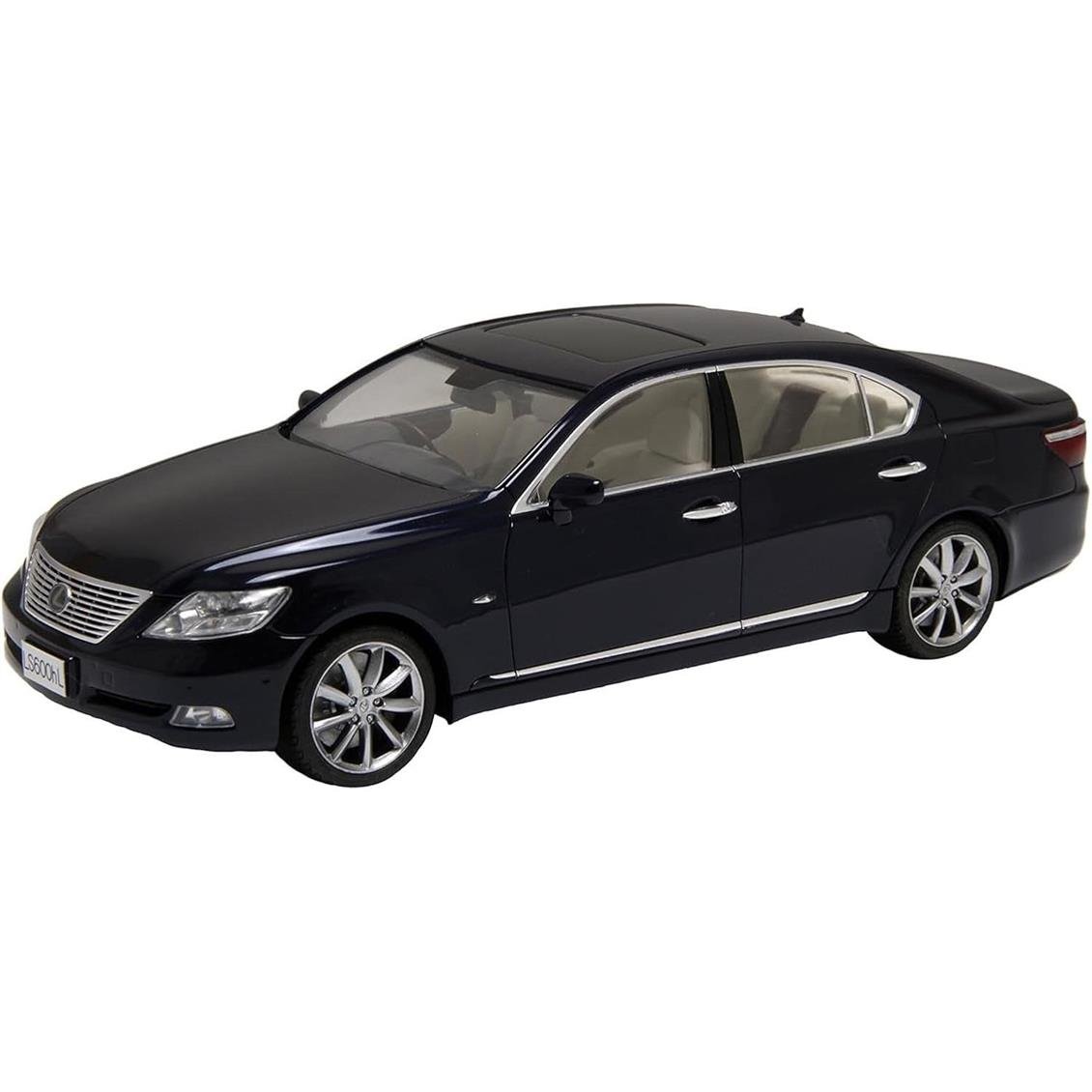 Fujimi ID-7 03879 1/24 Ölçek, Lexus LS600hL Hybird, Otomobil Plastik Model Kiti