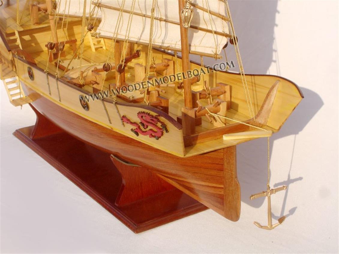 GIANHIEN TS0120W KIZIL EJDERHA AHŞAP HAZIR YELKENLİ GEMİ MAKETİ