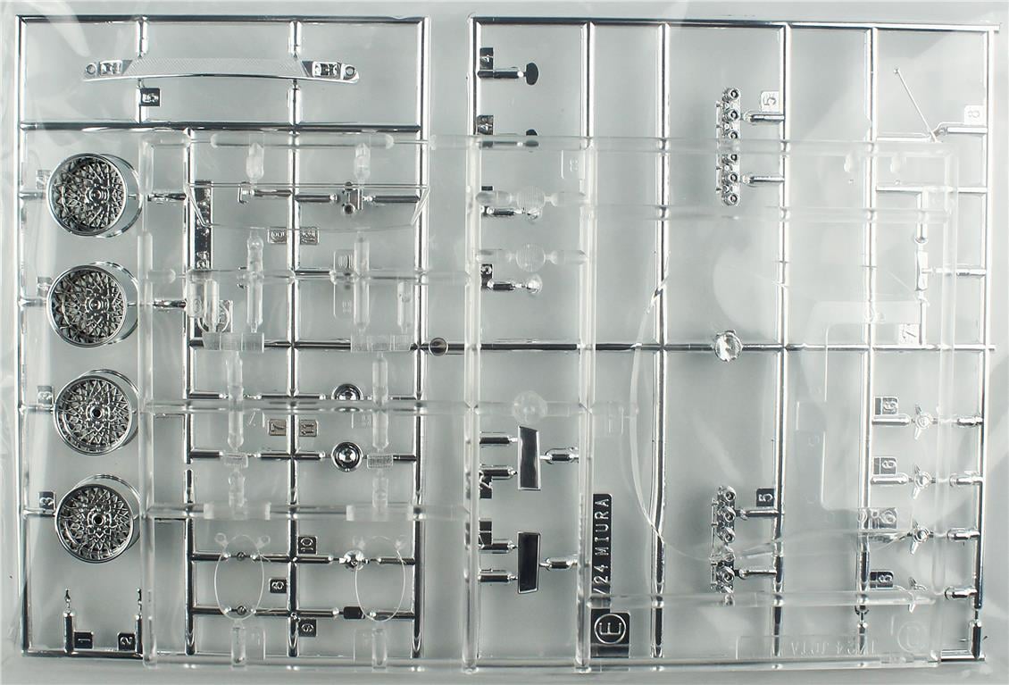Hasegawa 20472 1/24 Ölçek, Lamborghini Jota SVR w/Italian Girl's Figure, (Limited Edition) Otomobil Plastik Model Kiti