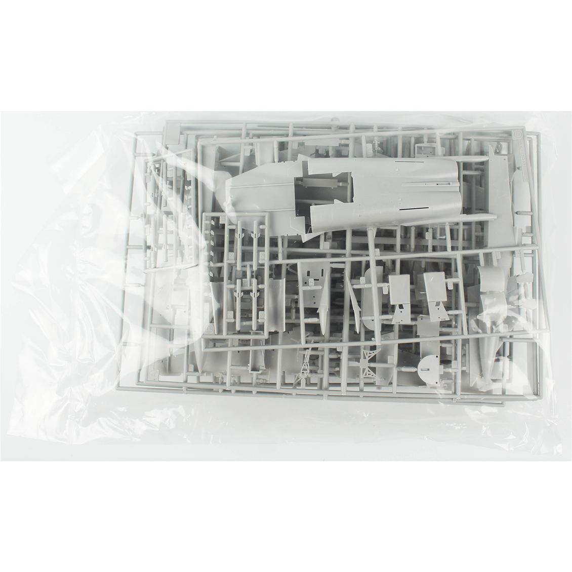 Hasegawa 2441 1/72 Ölçek, F-111A Aardvark (Vietnam War) Savaş Uçağı Plastik Model Kiti