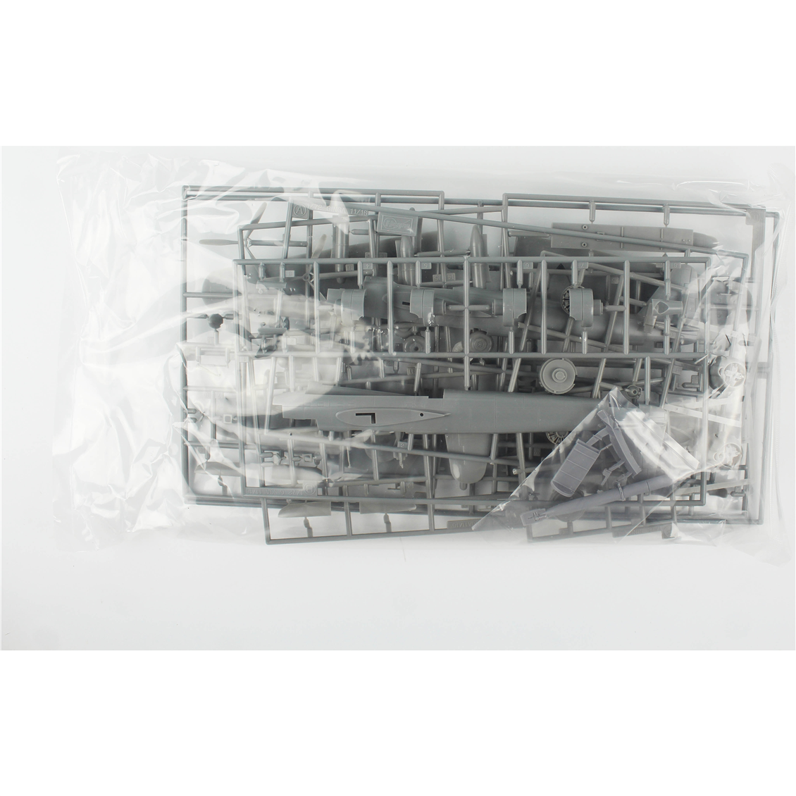 Hasegawa 2494 1/72 Ölçek, Kugisho P1Y1 Ginga (Frances) Type 11, Savaş Uçağı Plastik Model Kiti