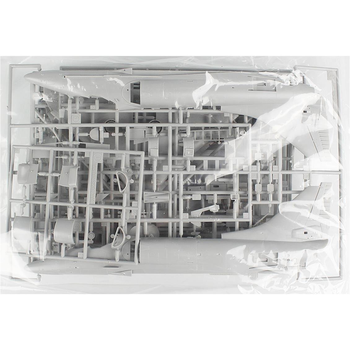 Hasegawa 7523 1/48 Ölçek, A-4E Skyhawk (Top Gun), Savaş Uçağı Plastik Model Kiti