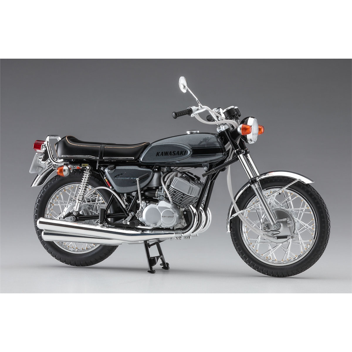 Hasegawa BK10 21510 1/12 Ölçek, Kawasaki 500-SS/MACH III (H1) (1969), Motosiklet Plastik Model Kiti