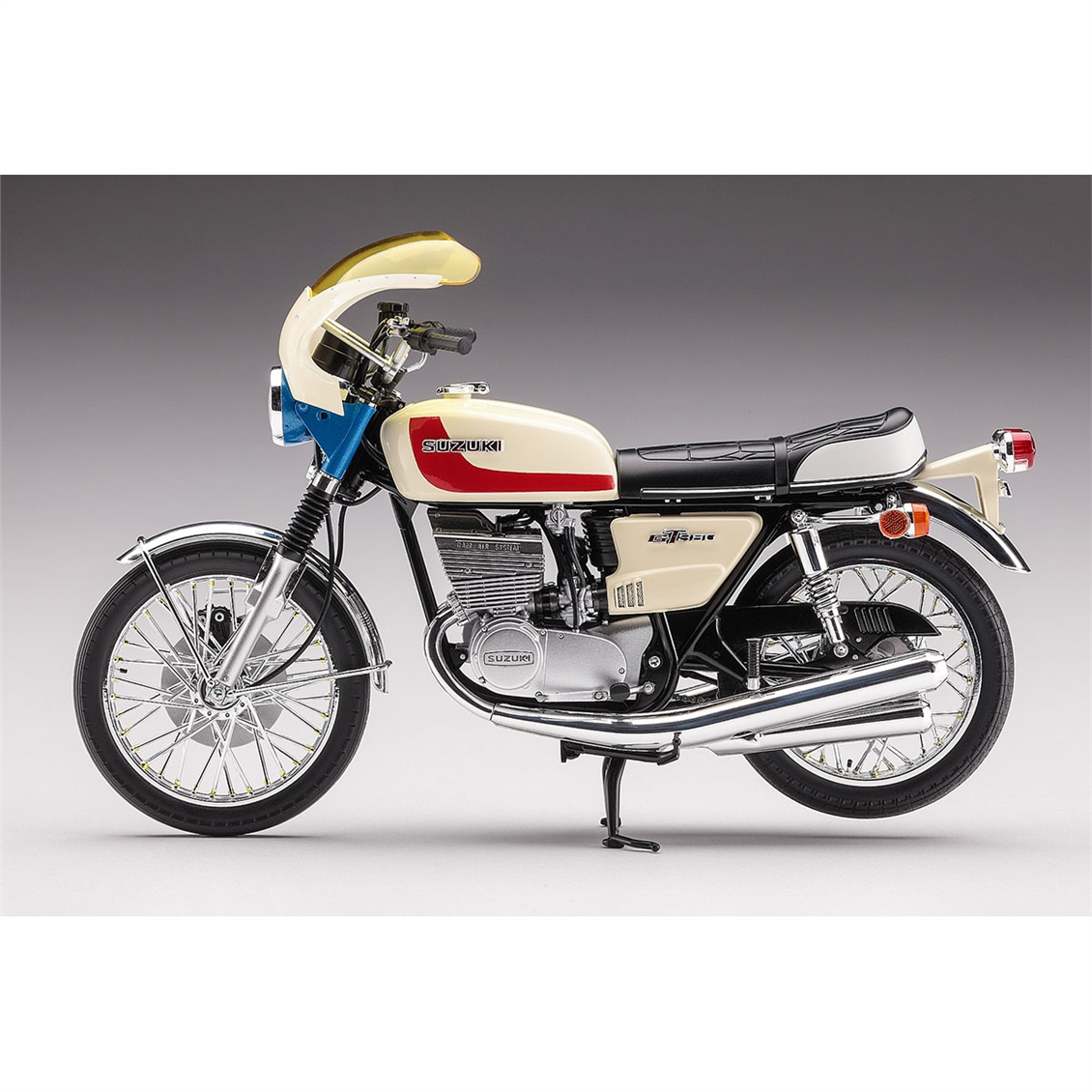 Hasegawa BK5 21505 1/12 Ölçek, 1972 Suzuki GT380 B, Motosiklet Plastik Model Kiti