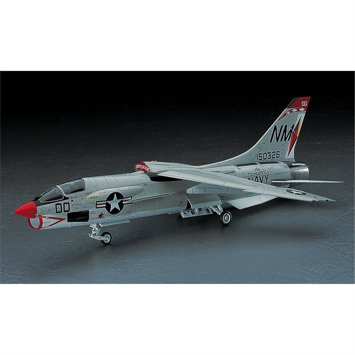 Hasegawa PT25 7225 1/48 Ölçek, F-8E Crusader, Savaş Uçağı Plastik Model Kiti