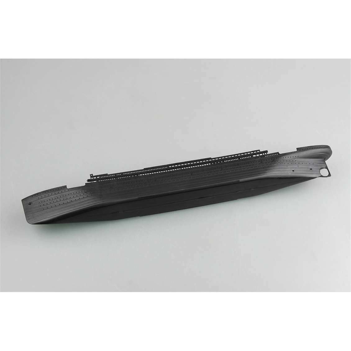 Hobbyboss 81305 1/550 Ölçek, R.M.S. Titanic, Yolcu Gemisi Plastik Model Kiti