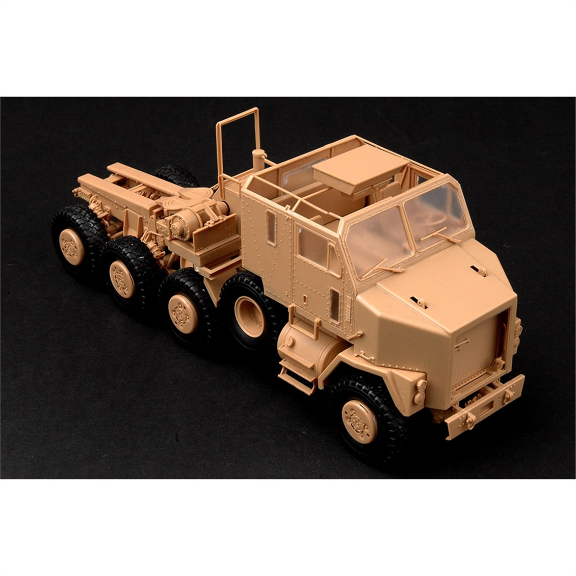 HobbyBoss 85502 1/35 Ölçek, M1070/M1000 HETS Tank Taşıyıcı, Plastik Model Kiti