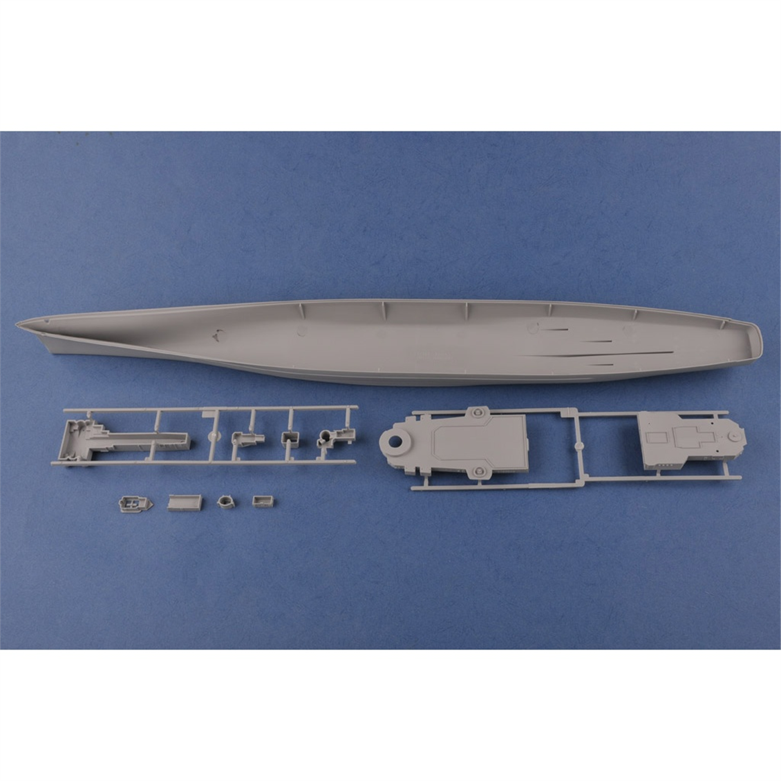 Hobbyboss 86513 1/350 Ölçek, USS Alaska CB-1 Savaş Gemisi, Plastik Model Kiti