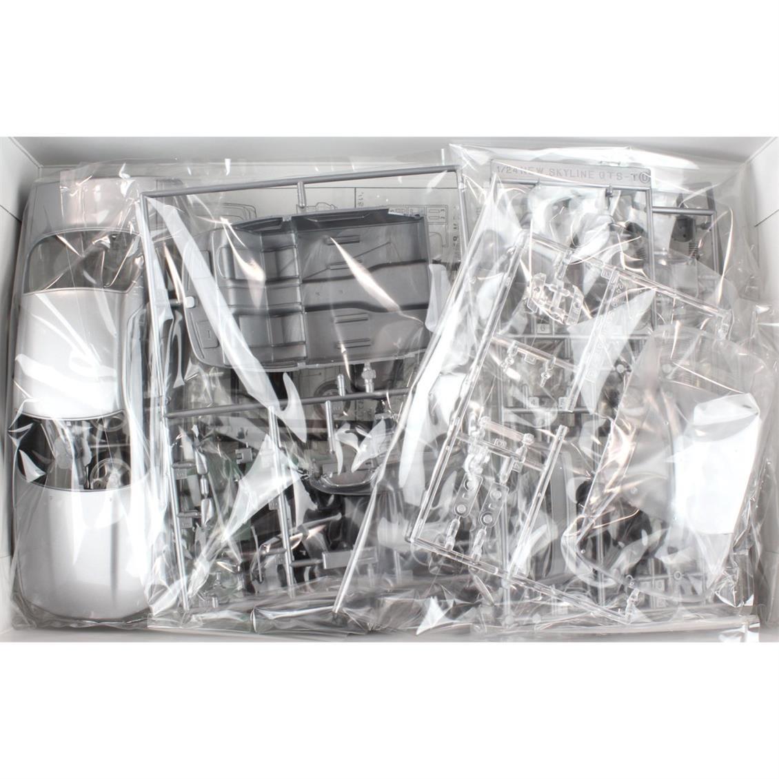 ID-101 1/24 NİSSAN R32 SKYLİNE GTS-T W/WİNDOW FRAM