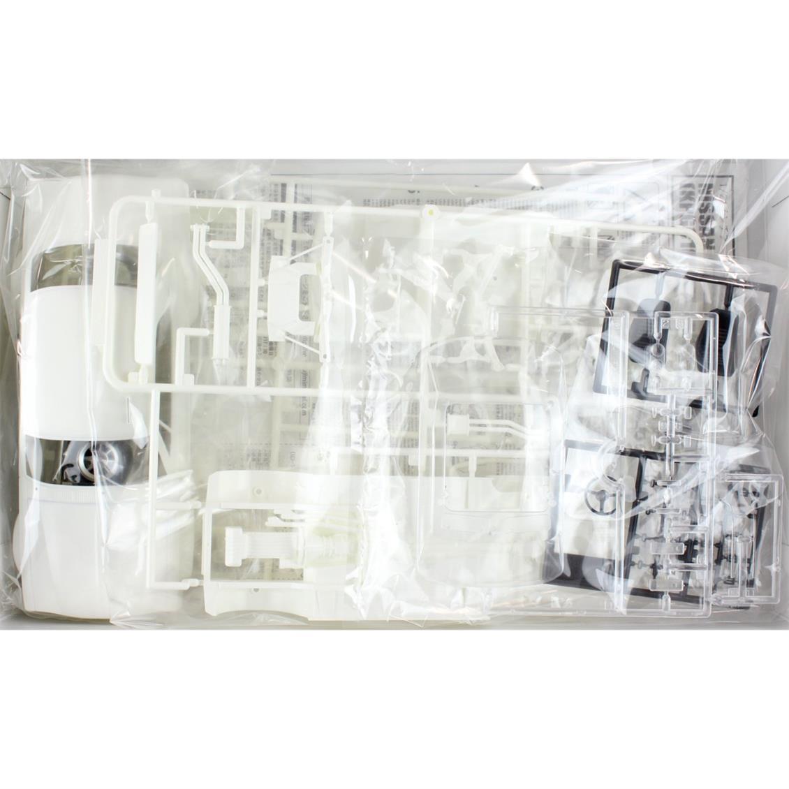 ID-163 1/24 NİSSAN KPGC10 SKYLİNE GT-R SEMİ-