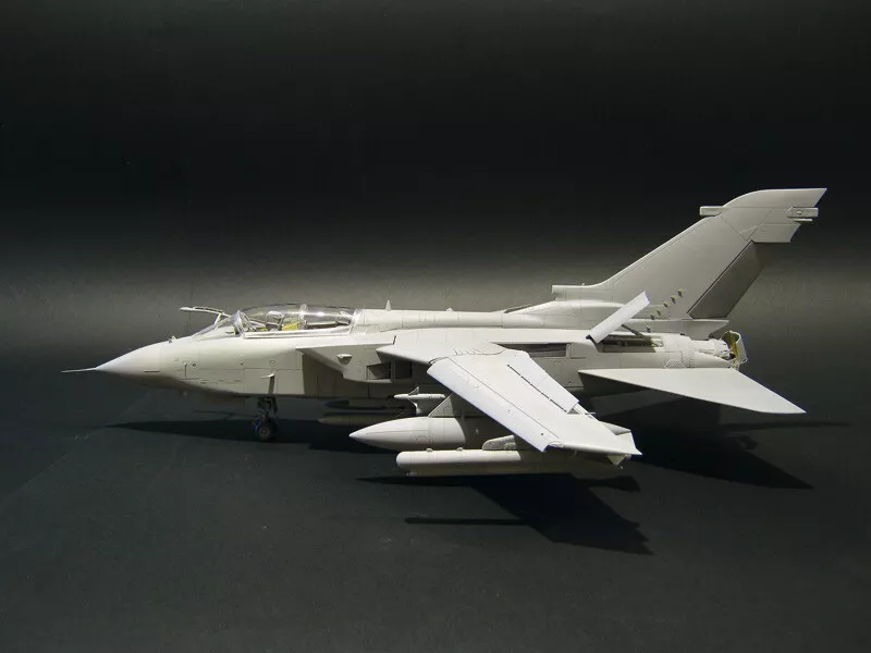 Italeri 2517S 1/32 Ölçek, Tornado IDS/ECR Savaş Uçağı, Plastik Model kiti