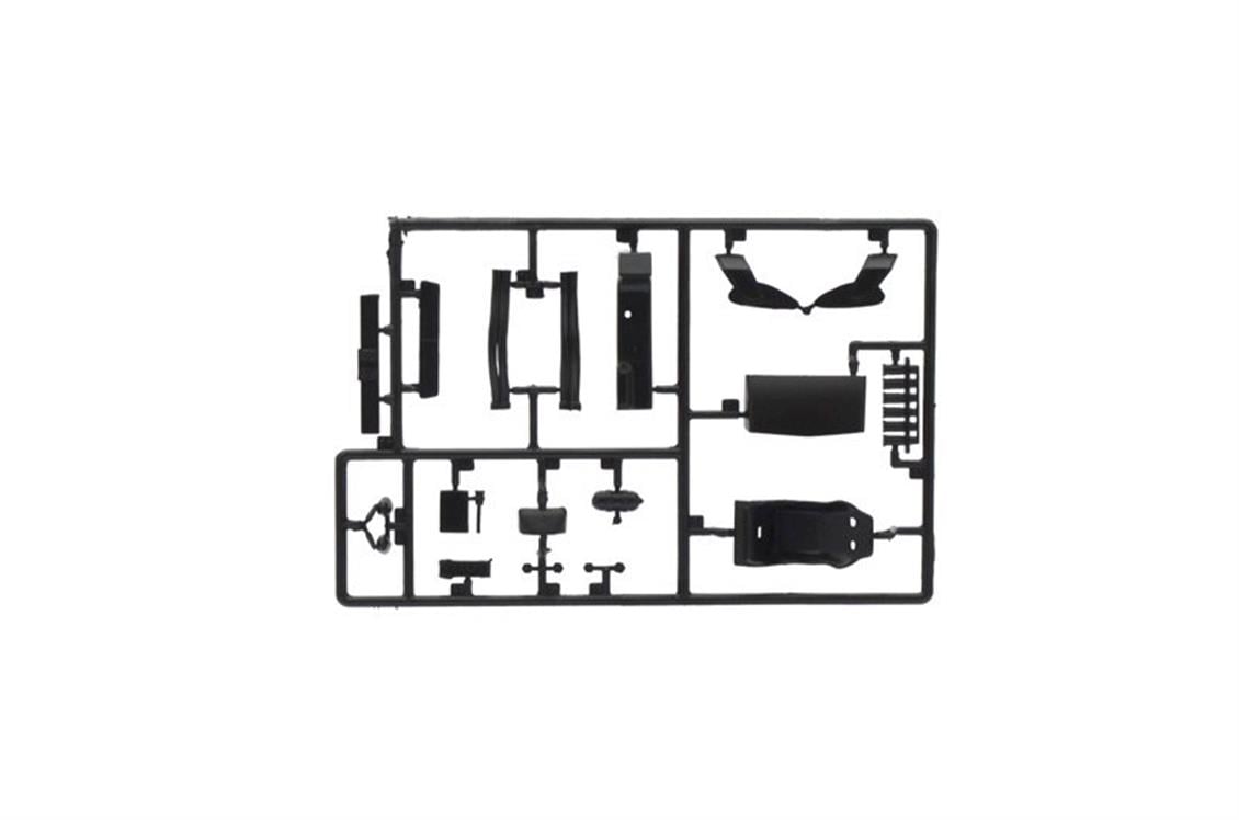 Italeri 3643S 1/24 BMW M1 Yarış Arabası Demonte Plastik Maketi