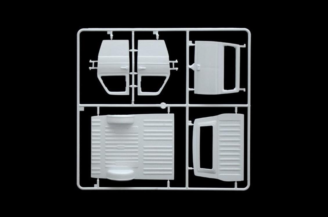 Italeri 3687S 1/24 Ford Transit Mk.2 Kamyonet Demonte Plastik Maketi