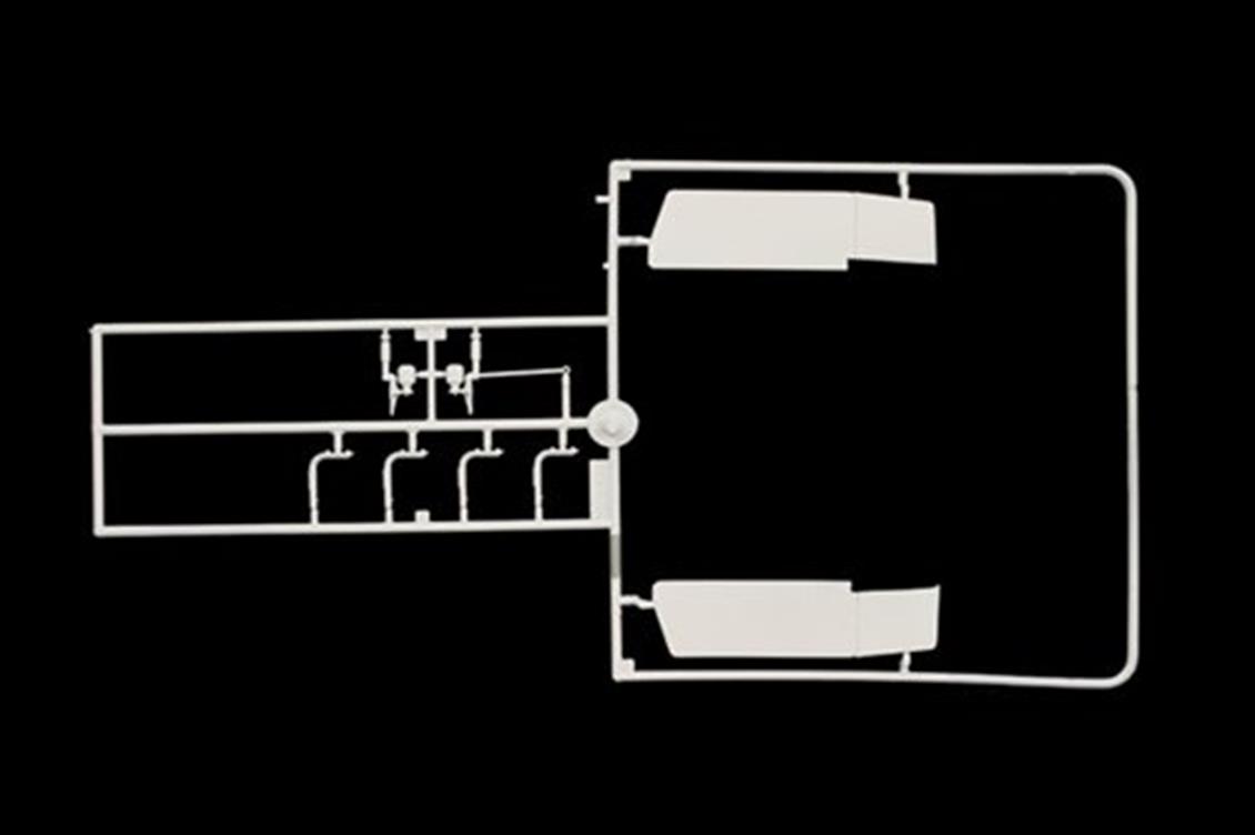 Italeri 3857S 1/24 Klasik Peterbilt 388 (Long Hauler) Çekici Demonte Plastik Maketi