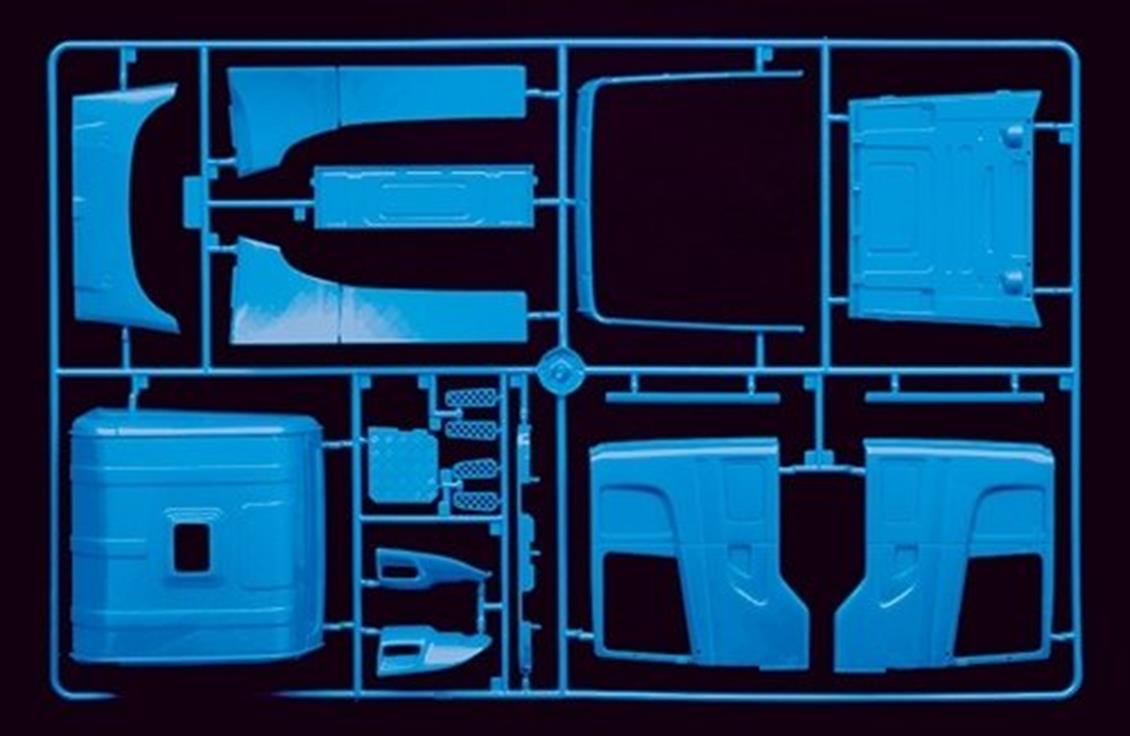 Italeri 3858S 1/24 SCANIA R620 V8 Yeni R Serisi Çekici Demonte Plastik Maketi