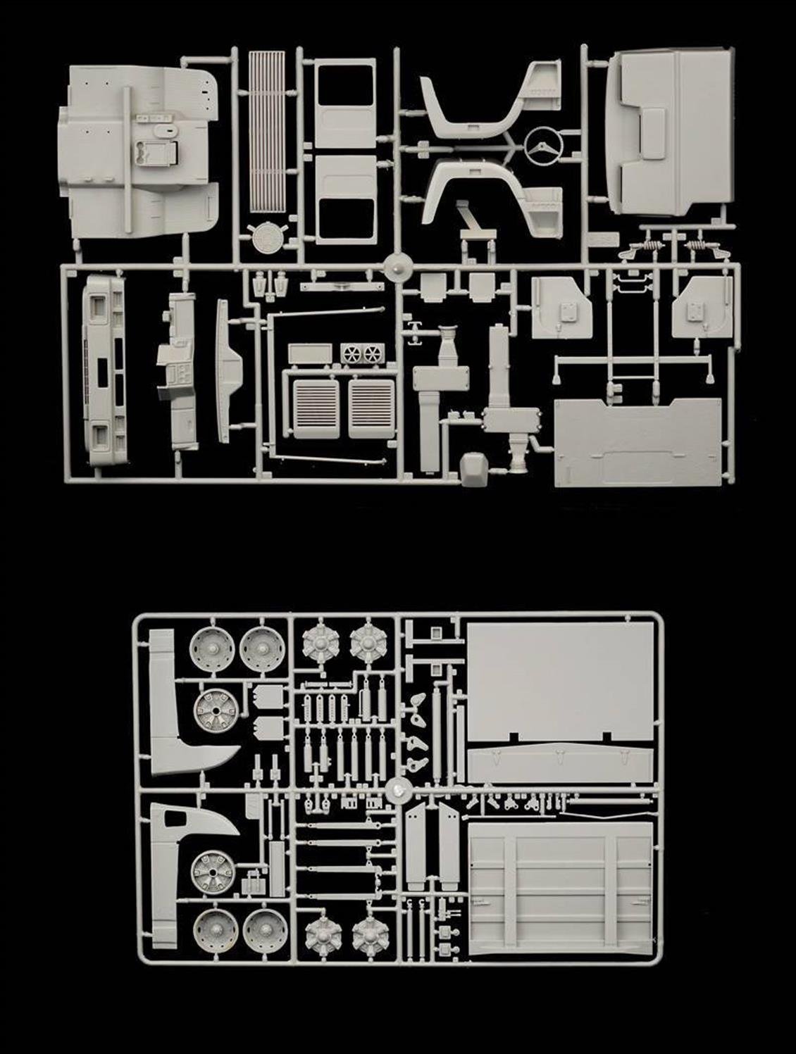 Italeri 3939S 1/24 Iveco Turbostar 190-42 Canvas Çekici Demonte Plastik Maketi