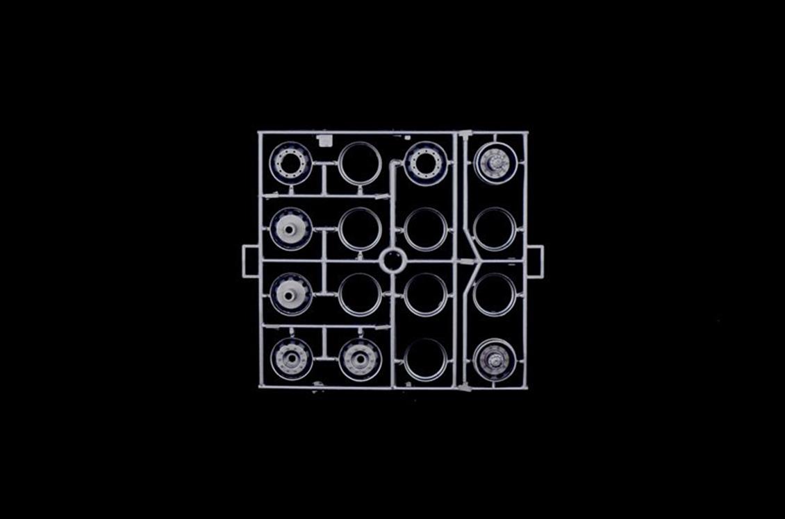 Italeri 3941S 1/24 2001 Renault Magnum AE500 Çekici Demonte Plastik Maketi