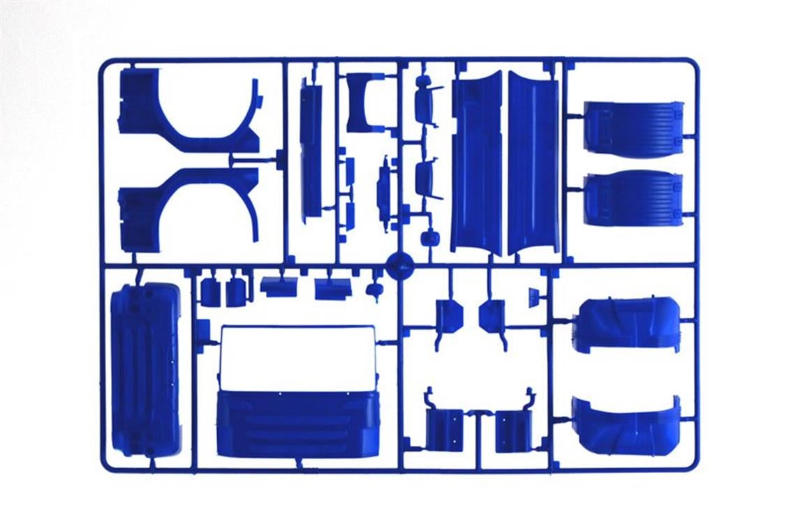 Italeri 3947S 1/24 Scania R400 Streamline (Flat Roof) Çekici Demonte Plastik Maketi
