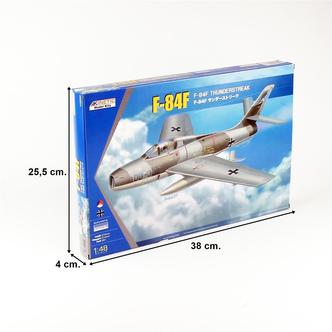 Kinetic K48068 1/48 F-84F Thunderstreak (Avrupa Versiyonu) Savaş Uçağı, Plastik Model Kiti