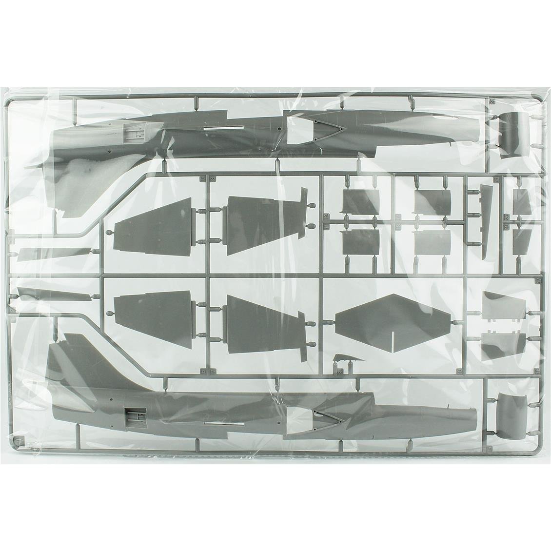 Kinetic K48077 1/48 F-104G ROCAF Starfighter Savaş Uçağı, Plastik Model Kiti